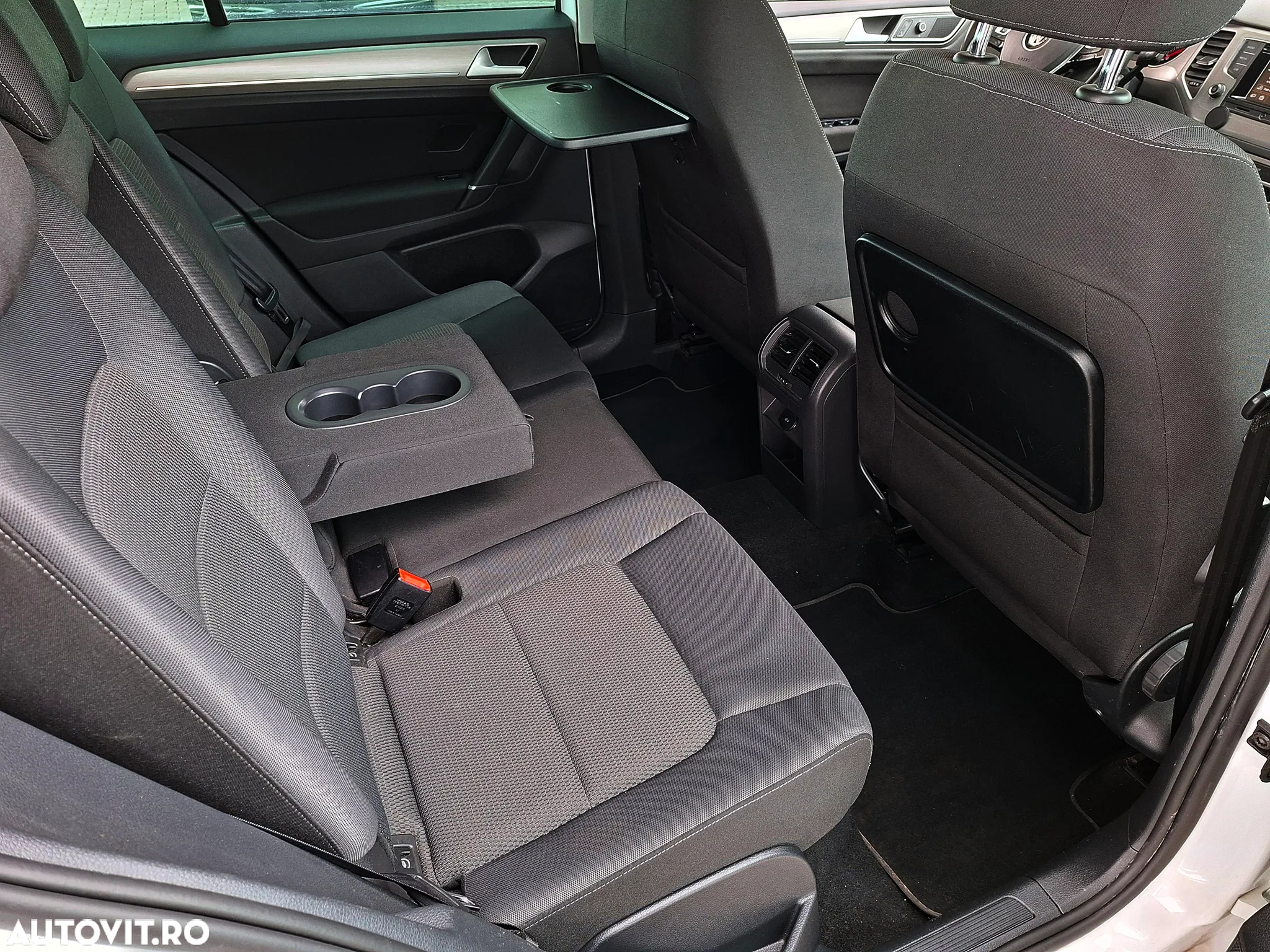 Volkswagen Golf Sportsvan 1.6 TDI BlueMotion Comfortline - 20