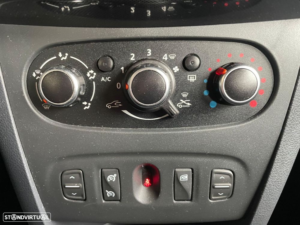 Dacia Sandero TCe 90 (S&S) Comfort - 21