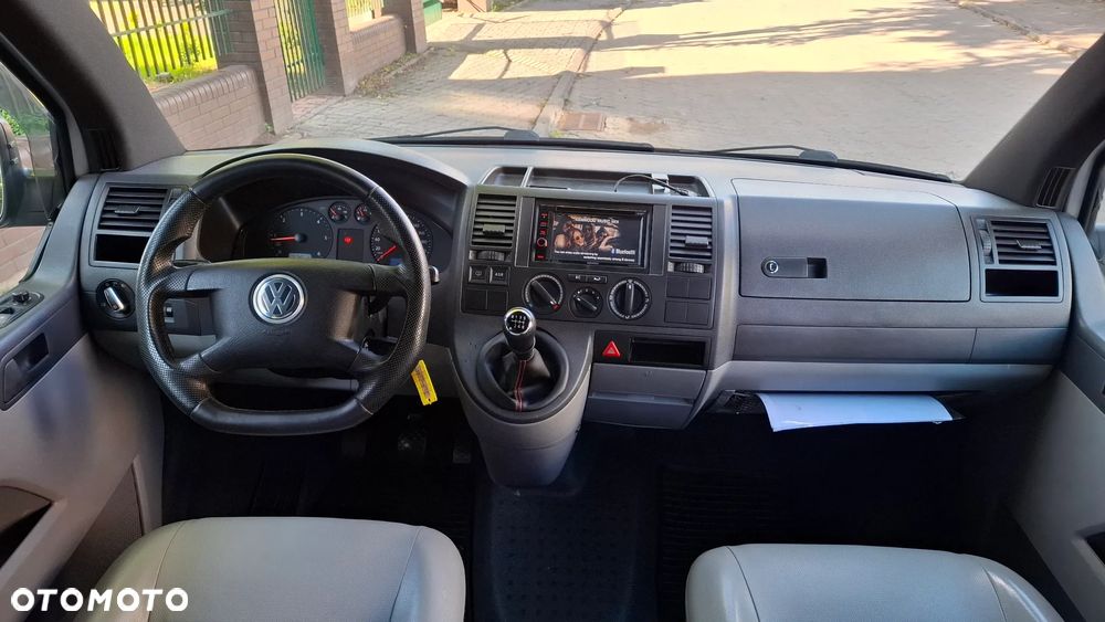Volkswagen T5 - 8