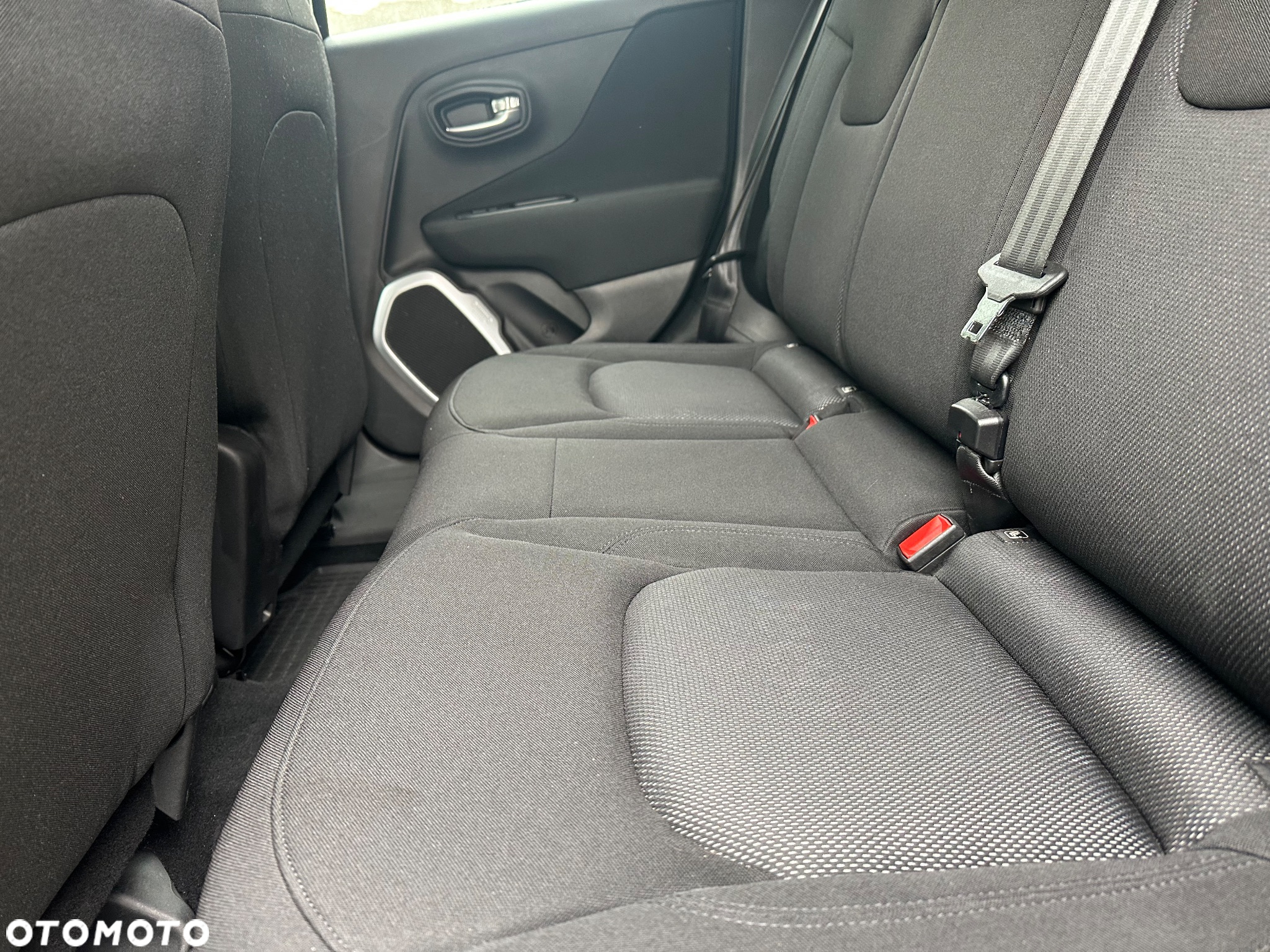 Jeep Renegade 1.6 E-TorQ Longitude FWD - 19
