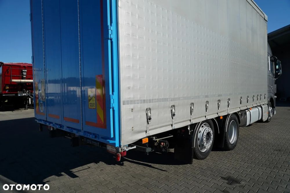 Volvo FH 460 / FIRANKA 7,3 M SOLÓWKA / MEGA / KLIMA POSTOJOWA / OŚ PODNOSZONA I SKRĘTNA / MOCNA PODŁOGA / - 12