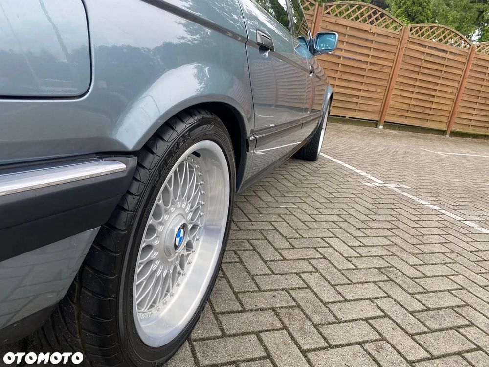 BMW Seria 7 750iL - 5