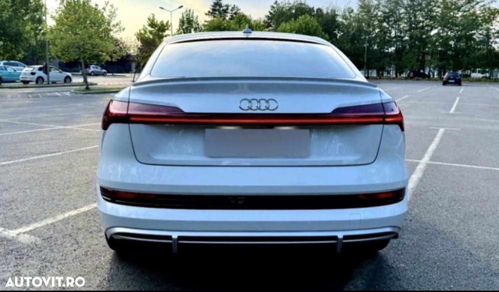 Audi e-tron 50 quattro S line - 2