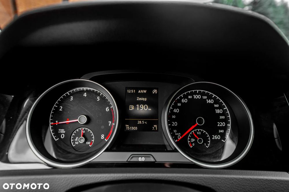 Volkswagen Golf 1.4 TSI BMT Highline - 30