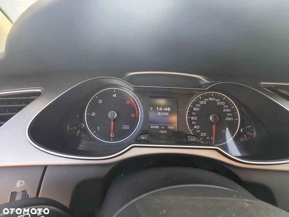 Audi A4 Avant 2.0 TDI DPF Ambiente - 9