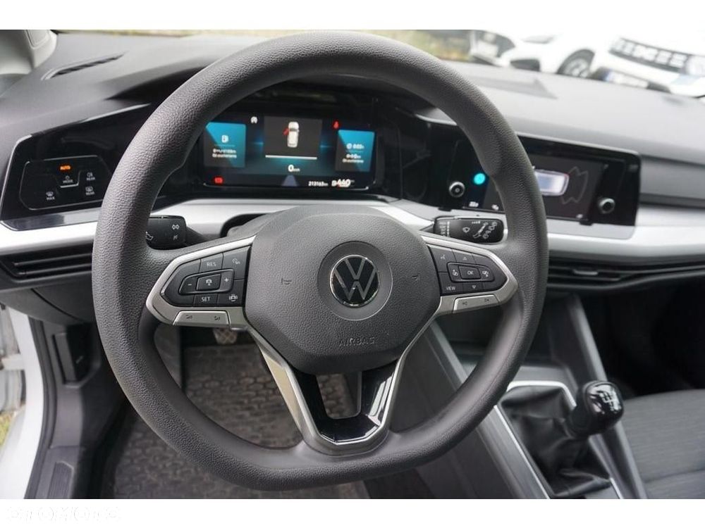 Volkswagen Golf - 23