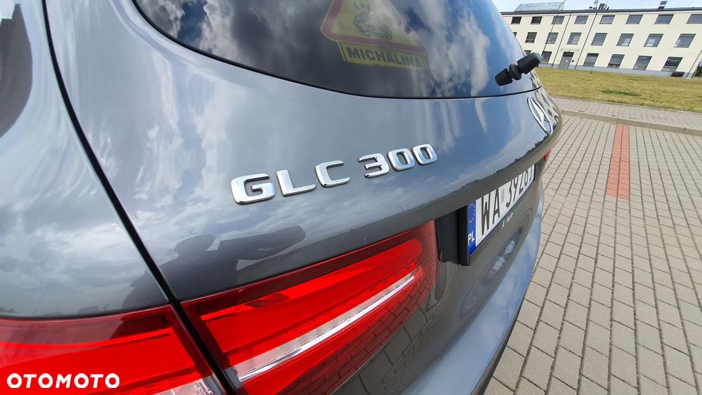 Mercedes-Benz GLC - 18