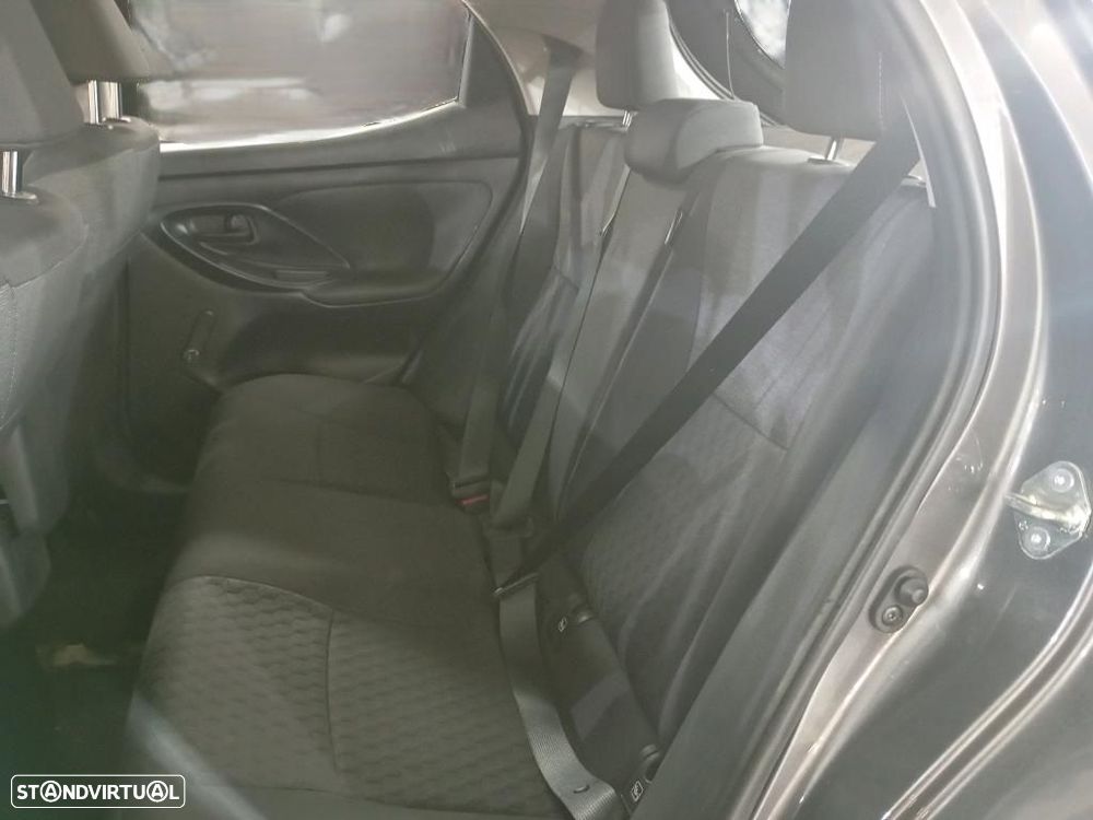 Toyota Yaris 1.5 HDF Comfort - 6
