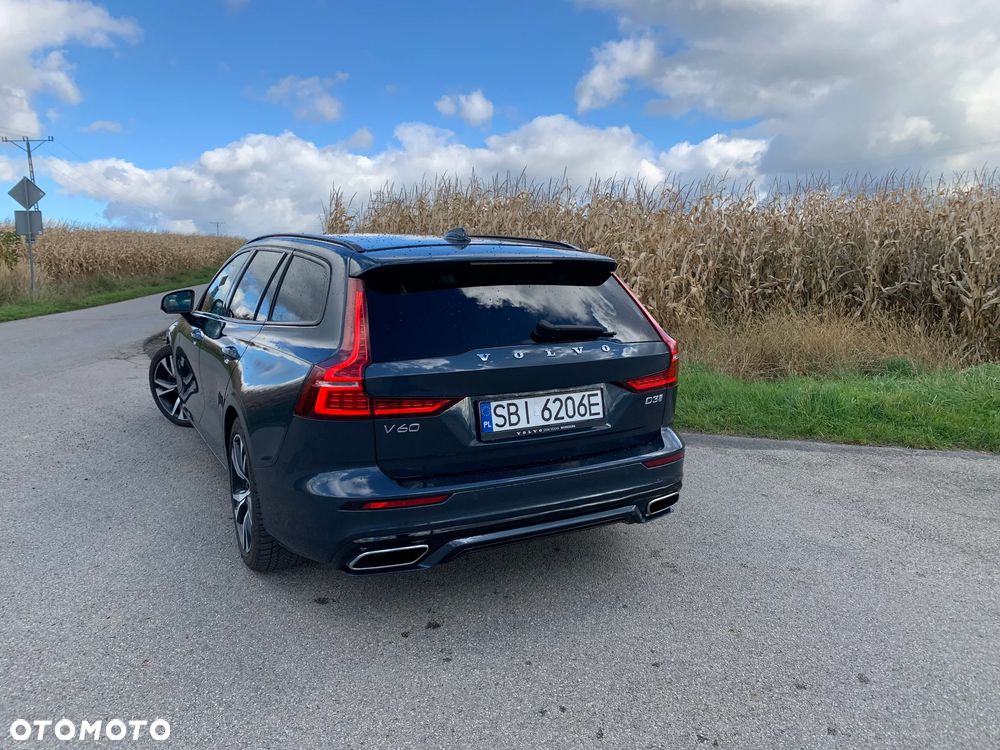 Volvo V60 D3 R-Design - 7