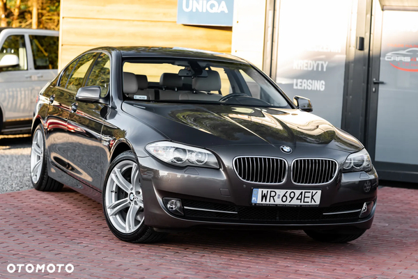 BMW Seria 5 525d Sport-Aut