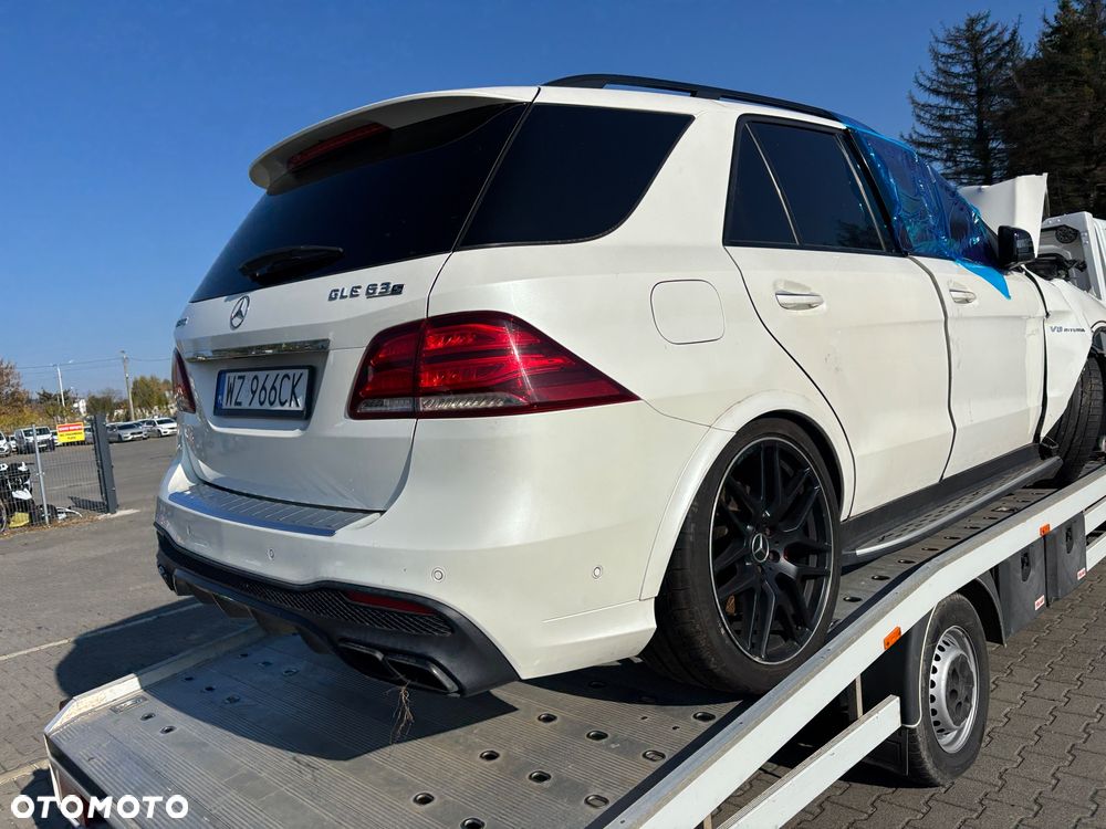 Mercedes-Benz GLE - 4