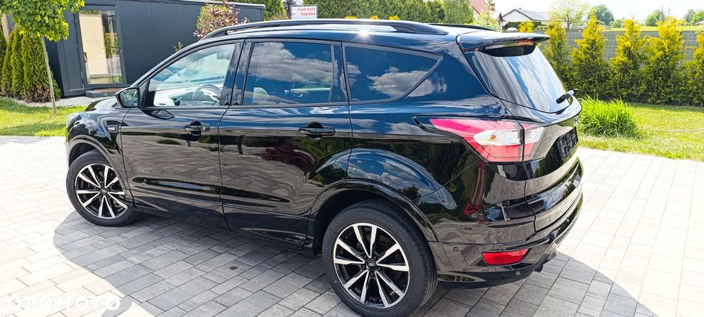 Ford Kuga 2.0 TDCi AWD ST-Line - 4
