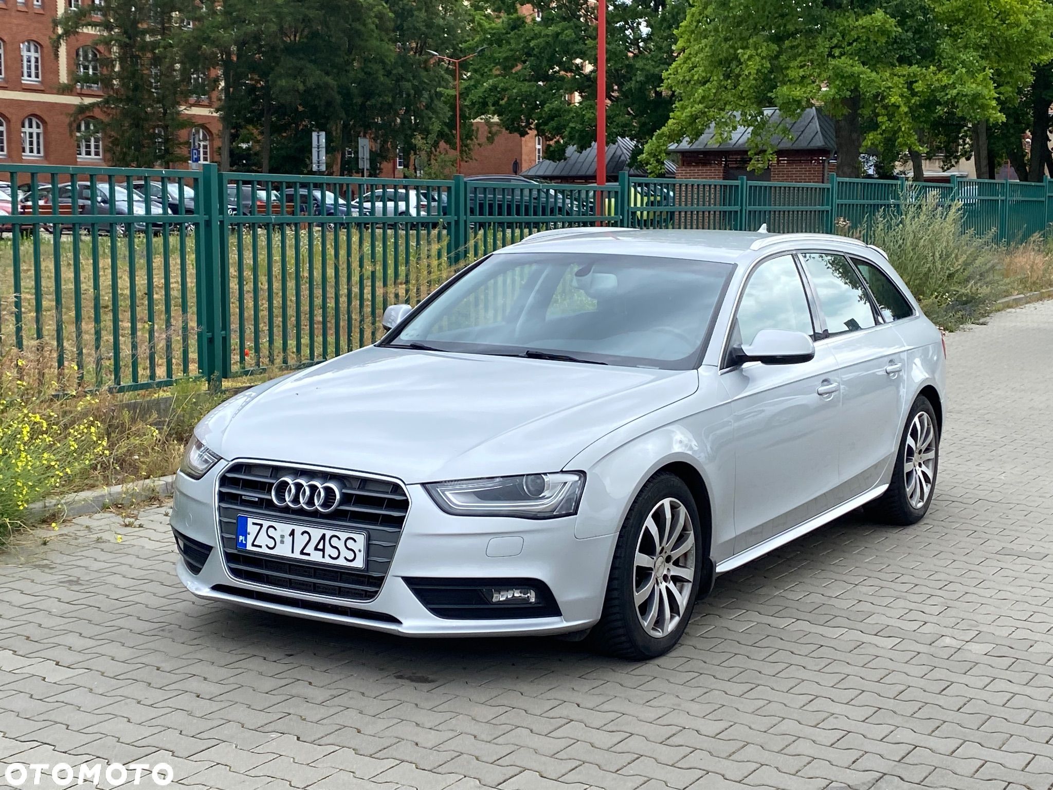 Audi A4 Avant 2.0 TDI DPF quattro S tronic Ambiente - 1