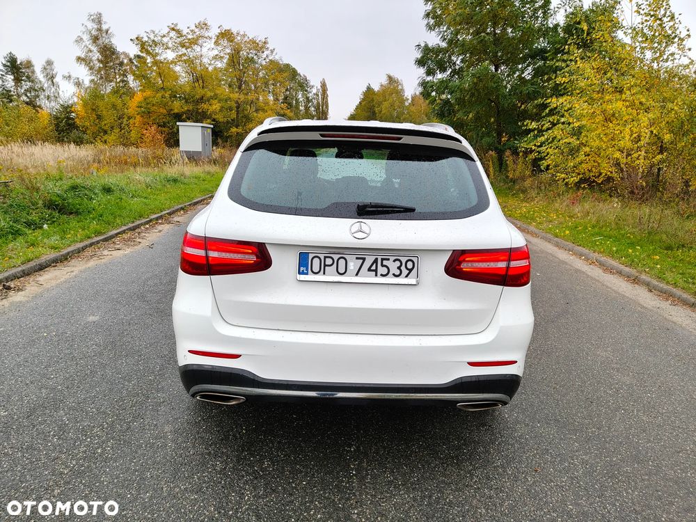 Mercedes-Benz GLC - 13
