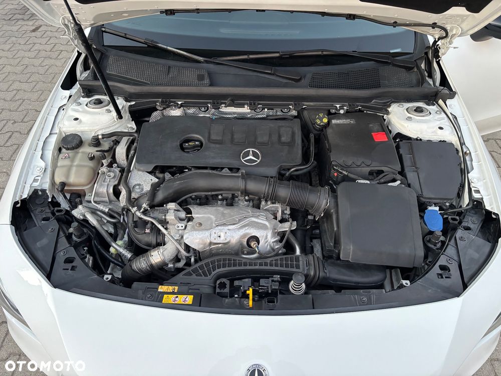 Mercedes-Benz CLA - 18