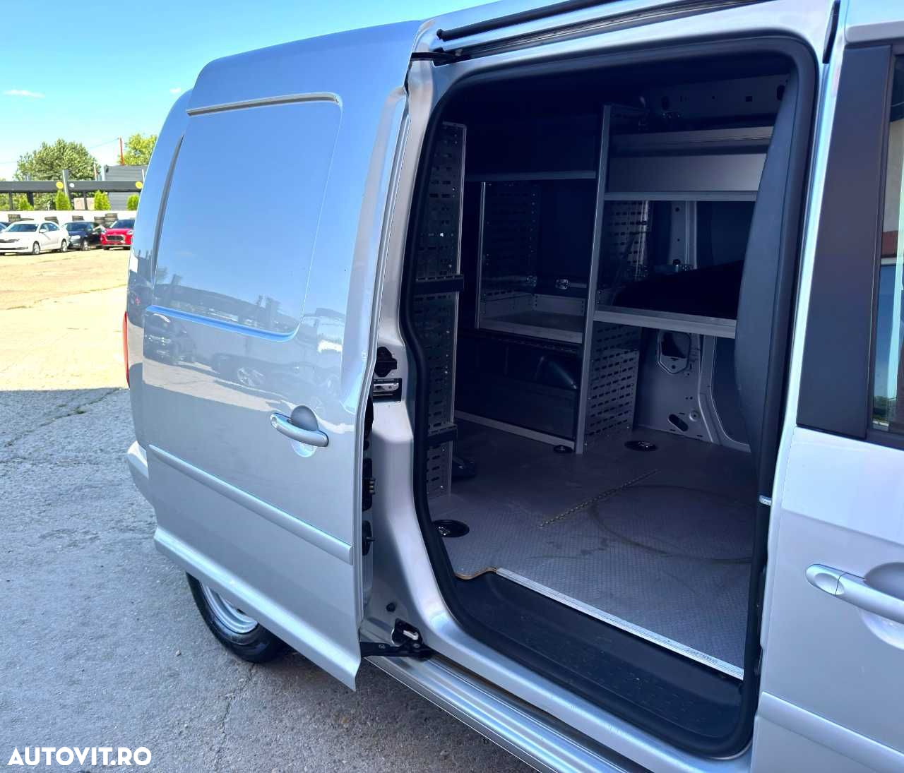 Volkswagen CADDY - 13