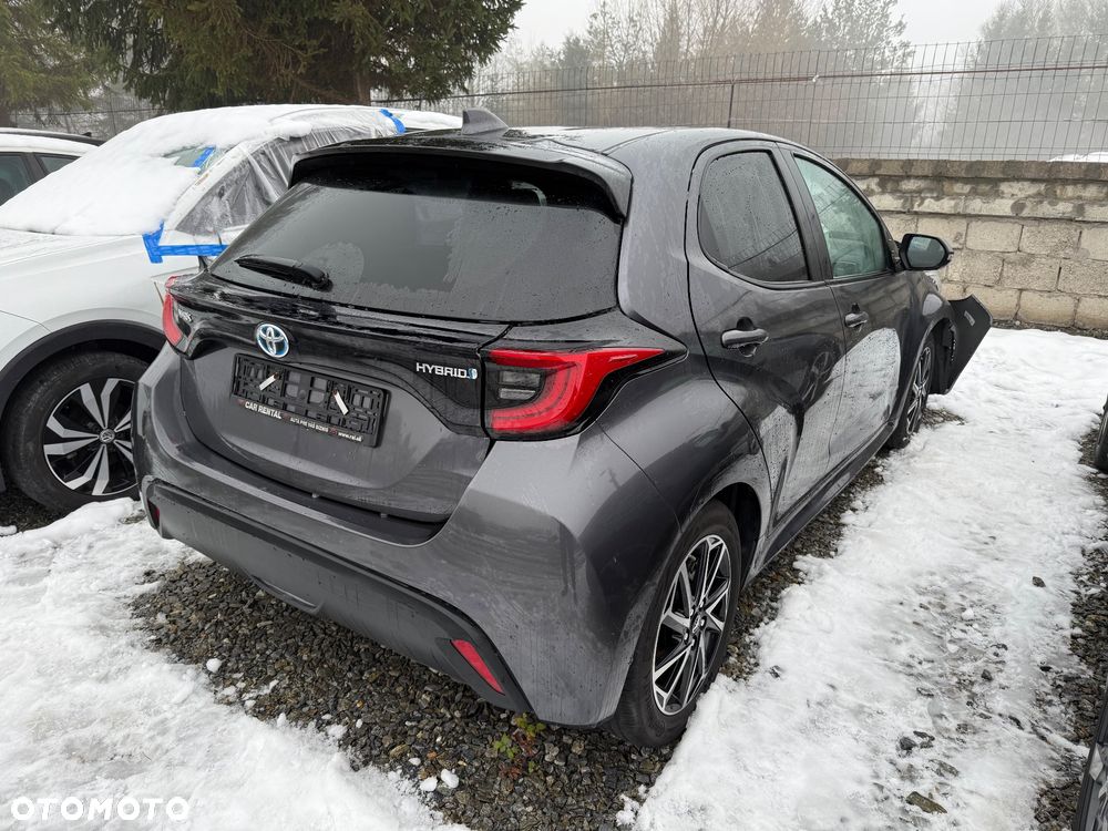 Toyota Yaris Hybrid 1.5 Executive - 4