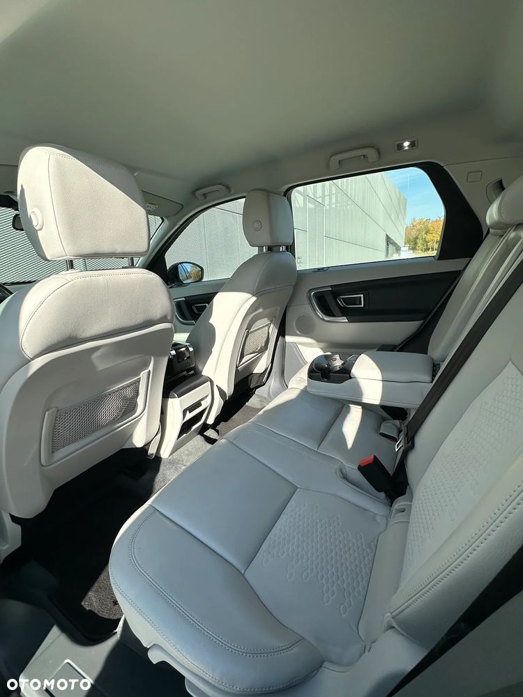 Land Rover Discovery Sport TD4 HSE - 18