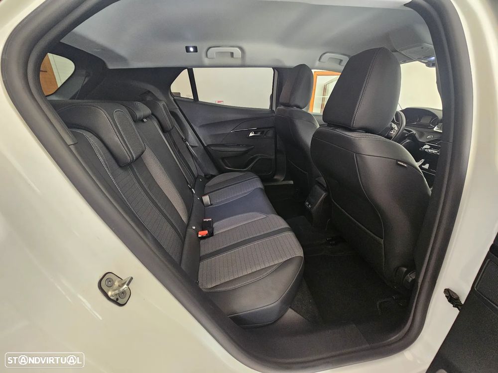 Peugeot 2008 - 41