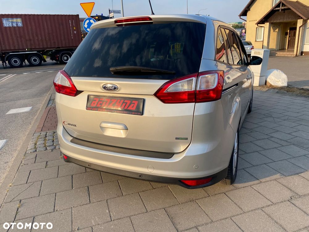 Ford Grand C-MAX - 7