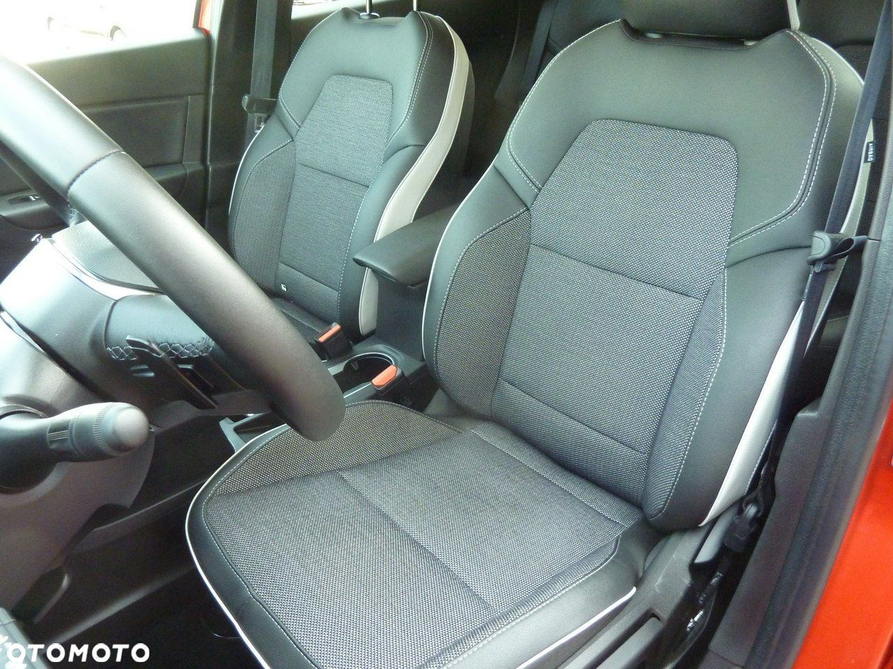 Renault Captur - 10