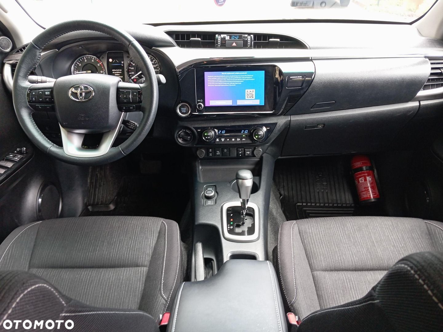 Toyota Hilux - 3