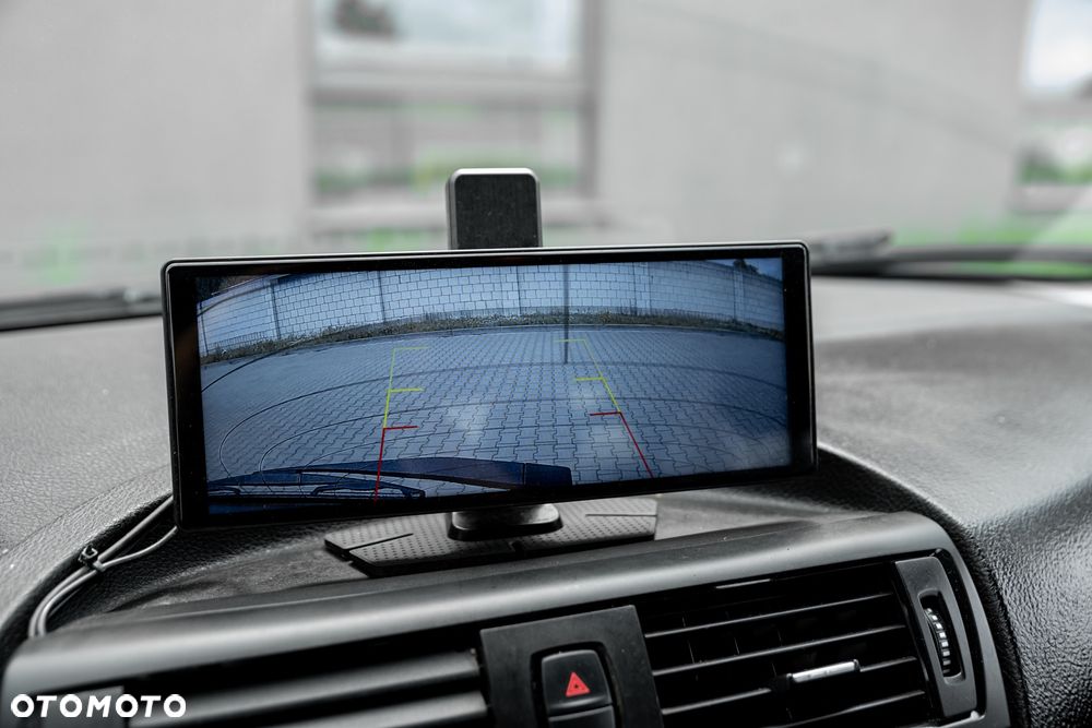 BMW Seria 1 116d EfficientDynamics - 29