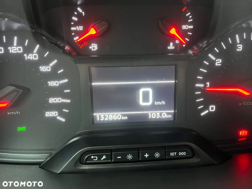 Peugeot Partner - 11