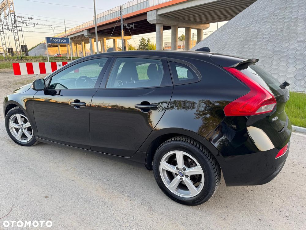Volvo V40 D2 Momentum - 7