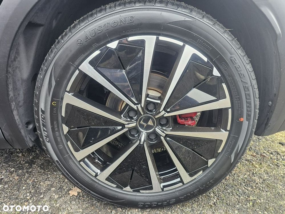 DS Automobiles DS 7 Crossback - 15