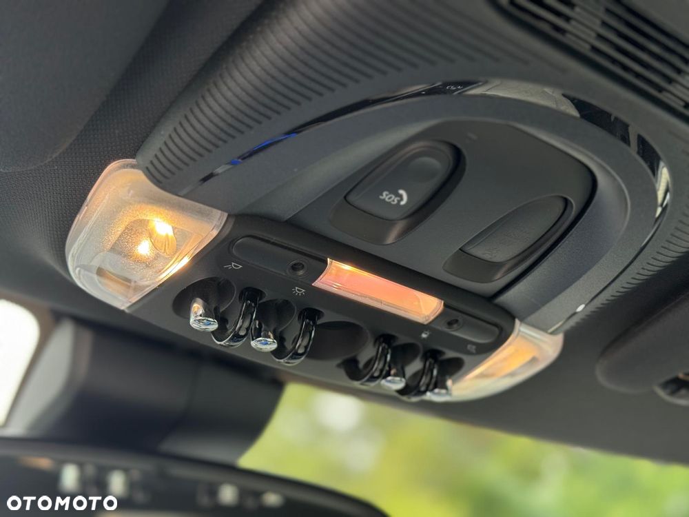 MINI Clubman Cooper - 23