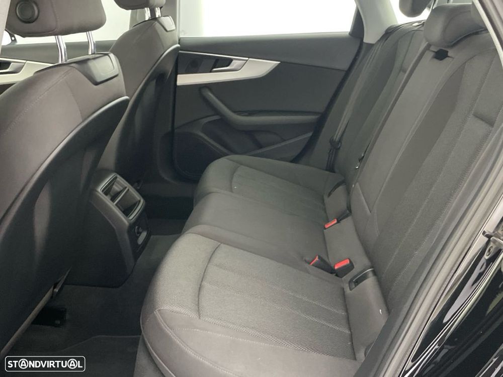 Audi A4 2.0 TDI - 12