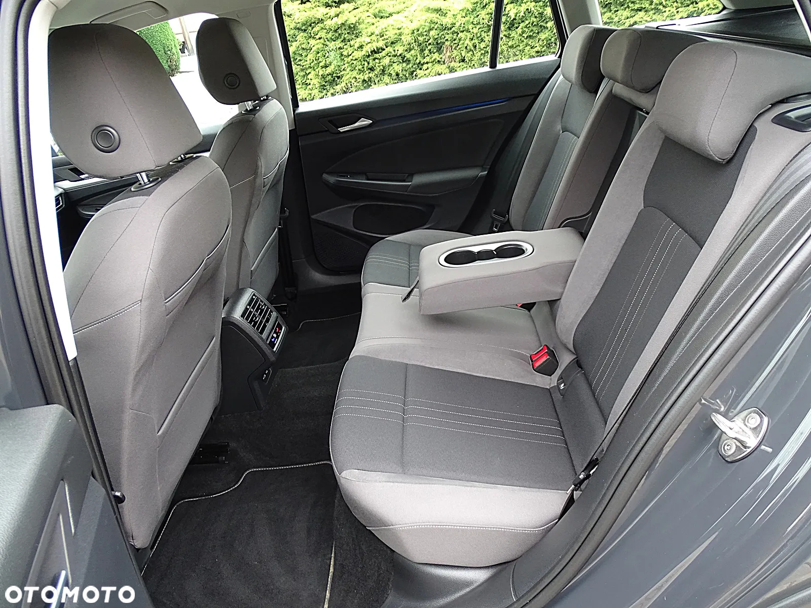 Volkswagen Golf Variant 2.0 TDI 4Motion SCR DSG Alltrack - 6
