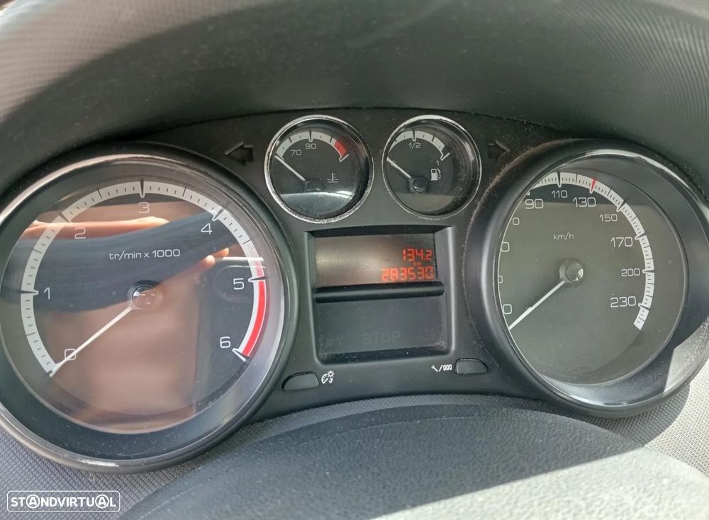 Peugeot 308 1.6 HDi Executive - 5