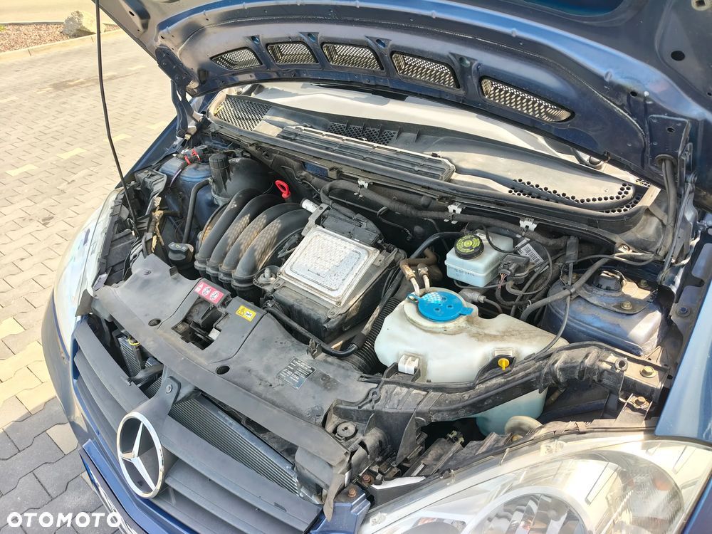 Mercedes-Benz Klasa A 160 BlueEFFICIENCY Avantgarde - 17