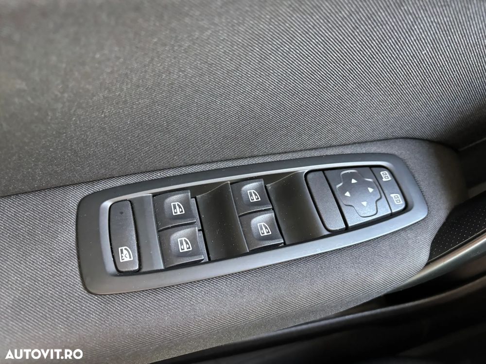 Renault Megane TCE 114 GPF Life - 19