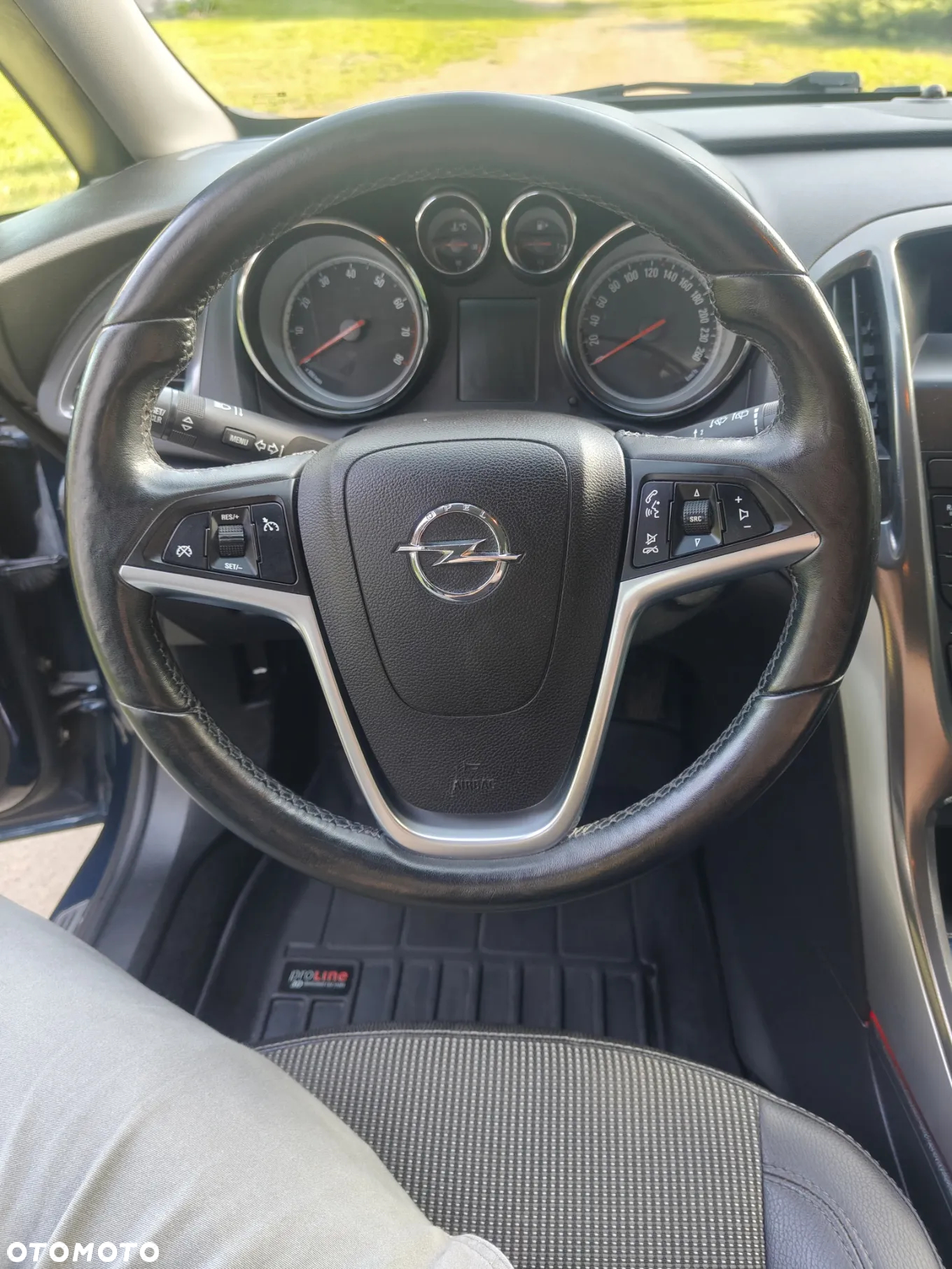 Opel Astra GTC 1.4 Turbo - 5