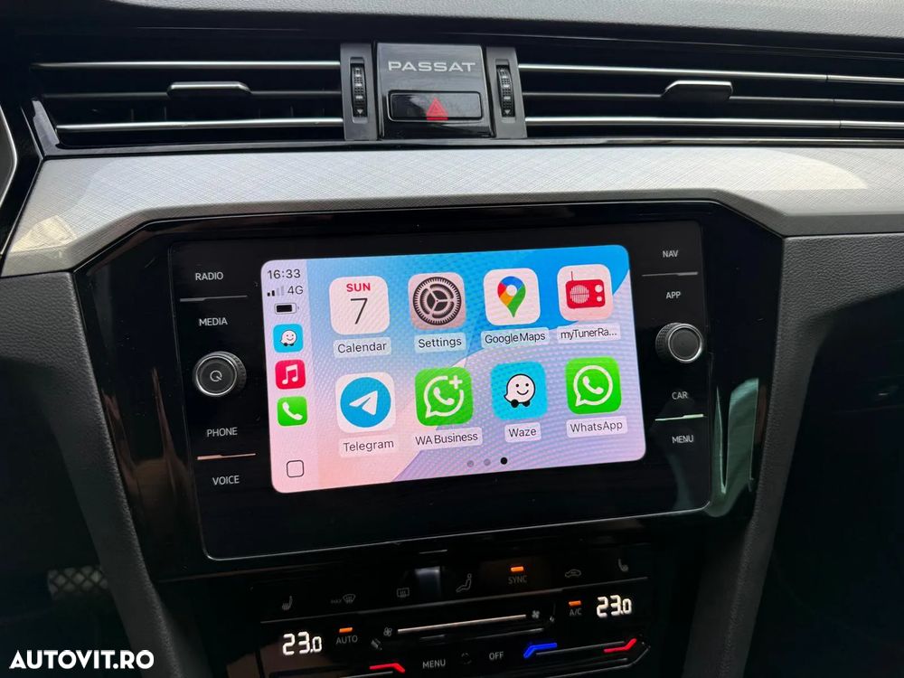 Volkswagen Passat - 18