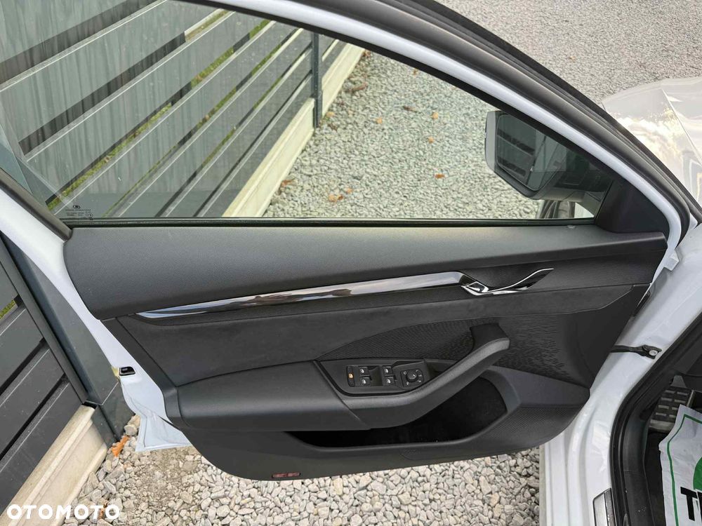 Skoda Octavia 2.0 TSI DSG RS 245 - 21