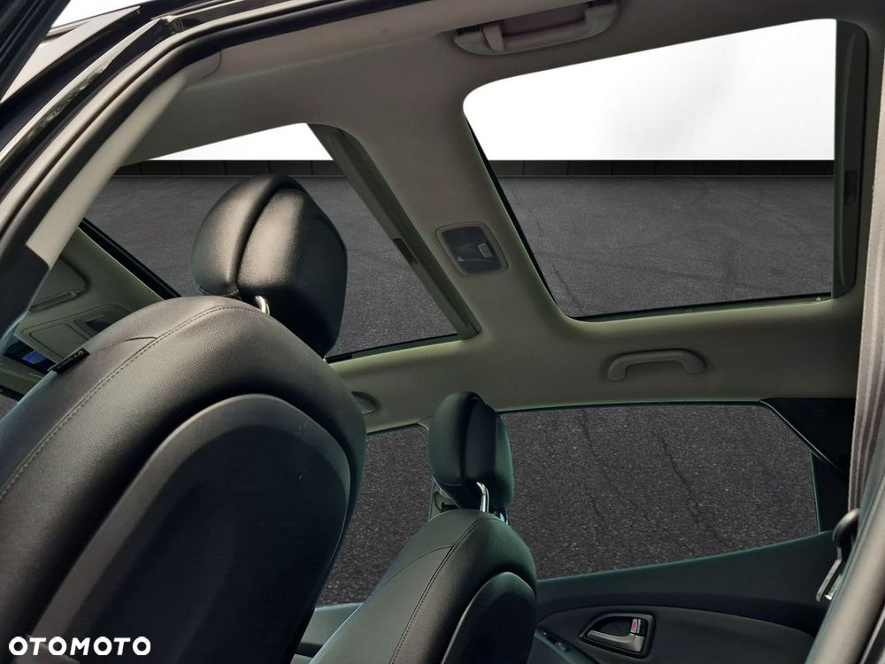 Hyundai Tucson - 12