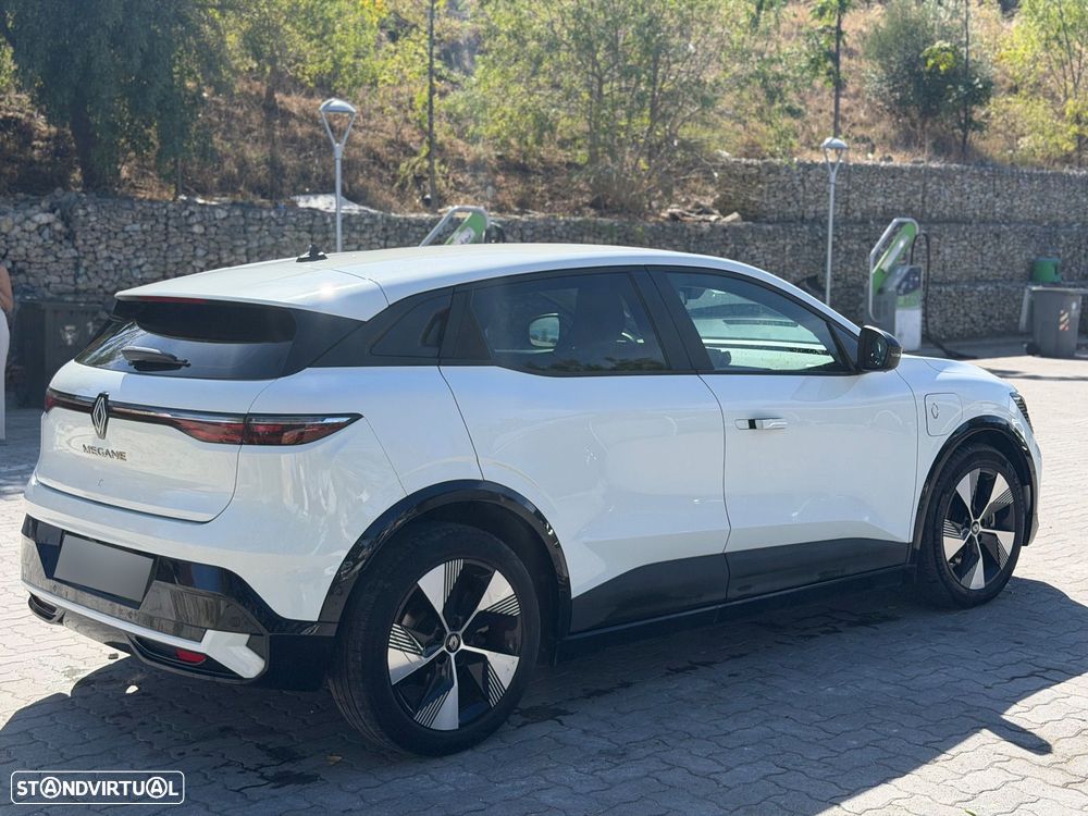 Renault Mégane E-Tech - 7