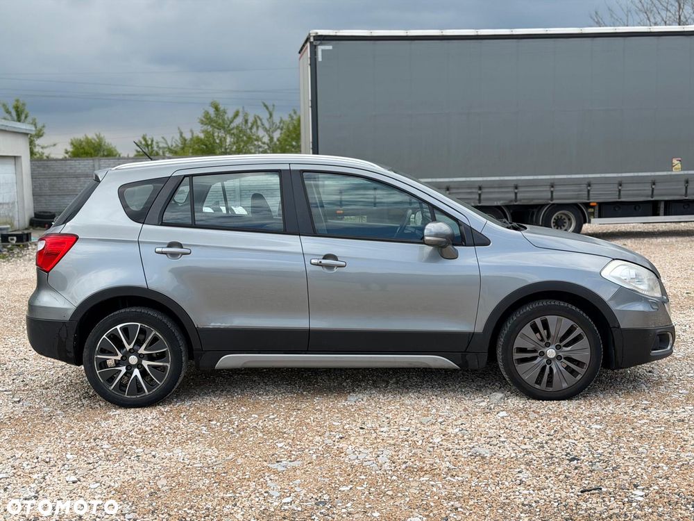 Suzuki SX4 S-Cross 1.6 DDiS 4x2 Comfort+ - 4