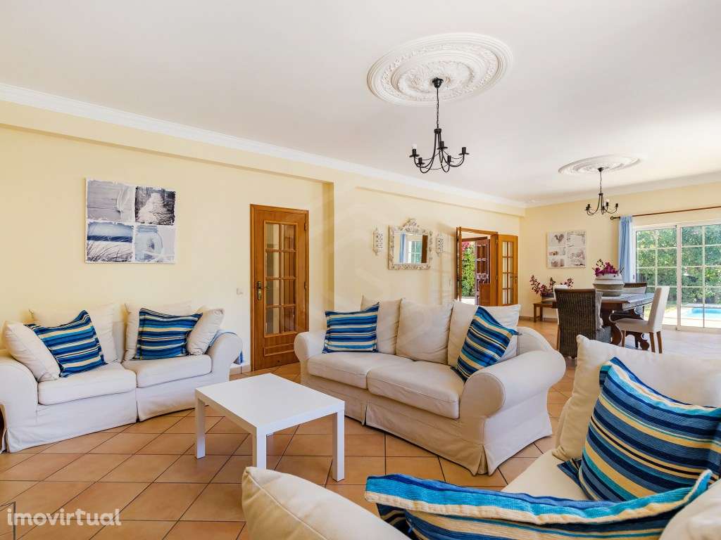 Moradia V4 com localização privilegiada, Loulé, Algarve - Grande imagem: 4/26