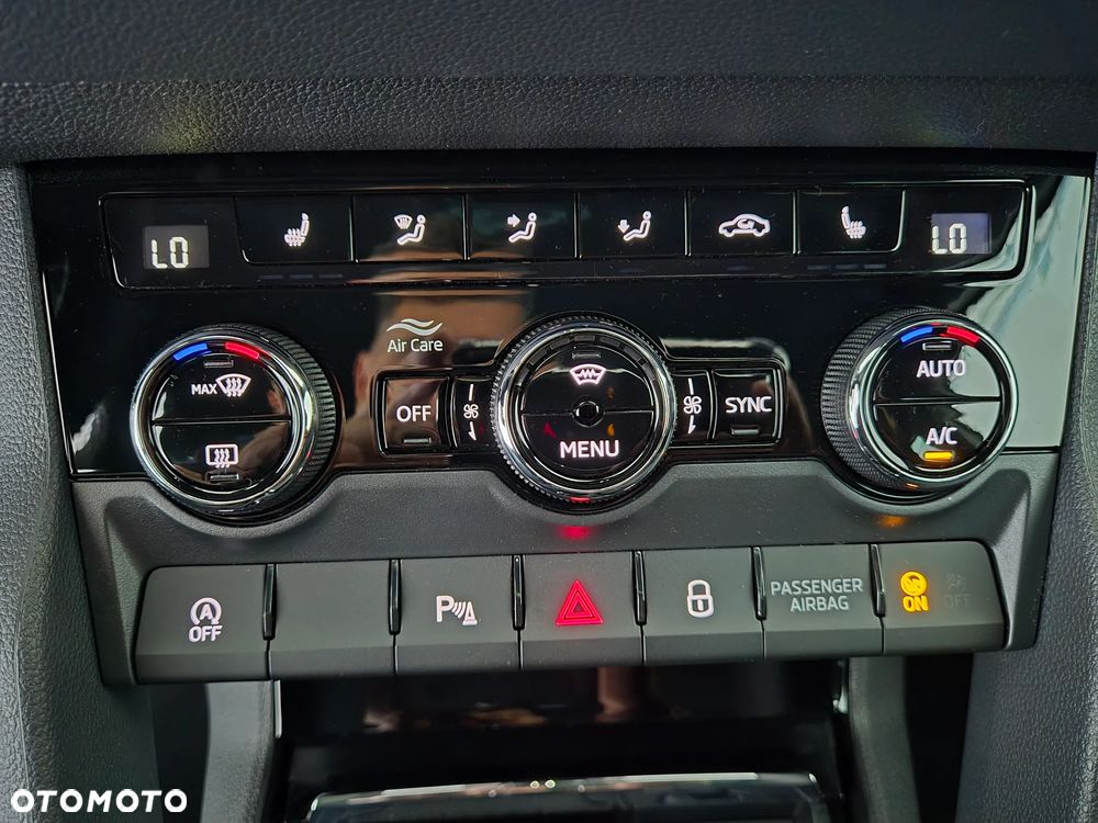 Skoda Karoq 1.5 TSI ACT Sportline DSG - 30