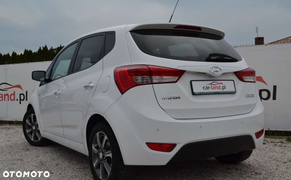 Hyundai ix20 1.4 Comfort - 12