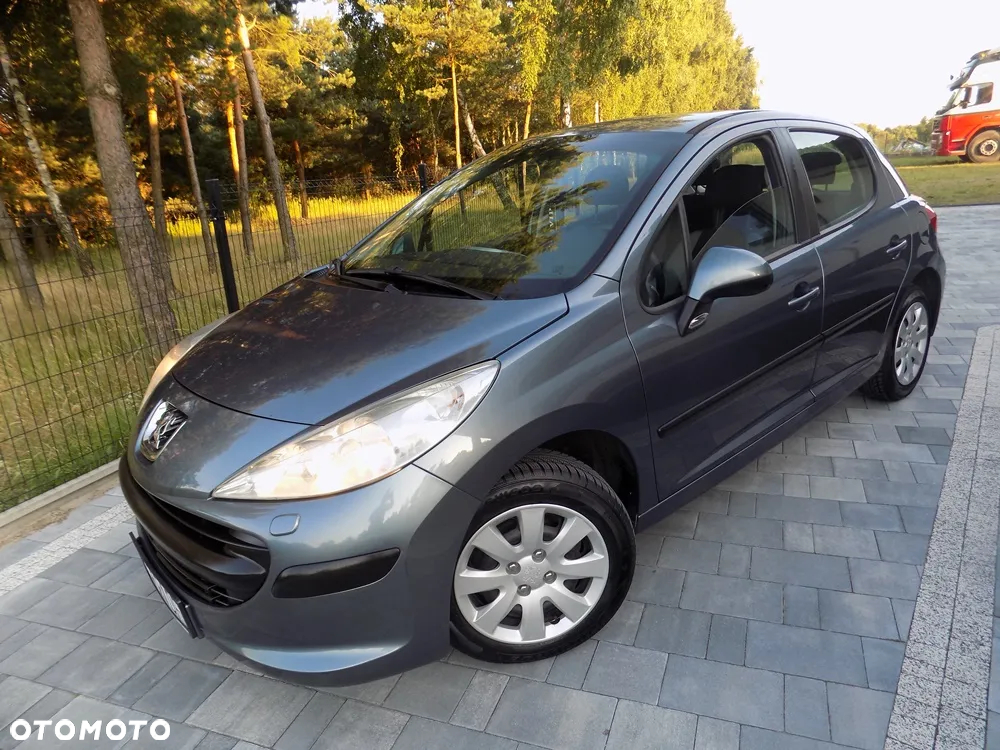 Peugeot 207 1.4 16V Trendy - 2