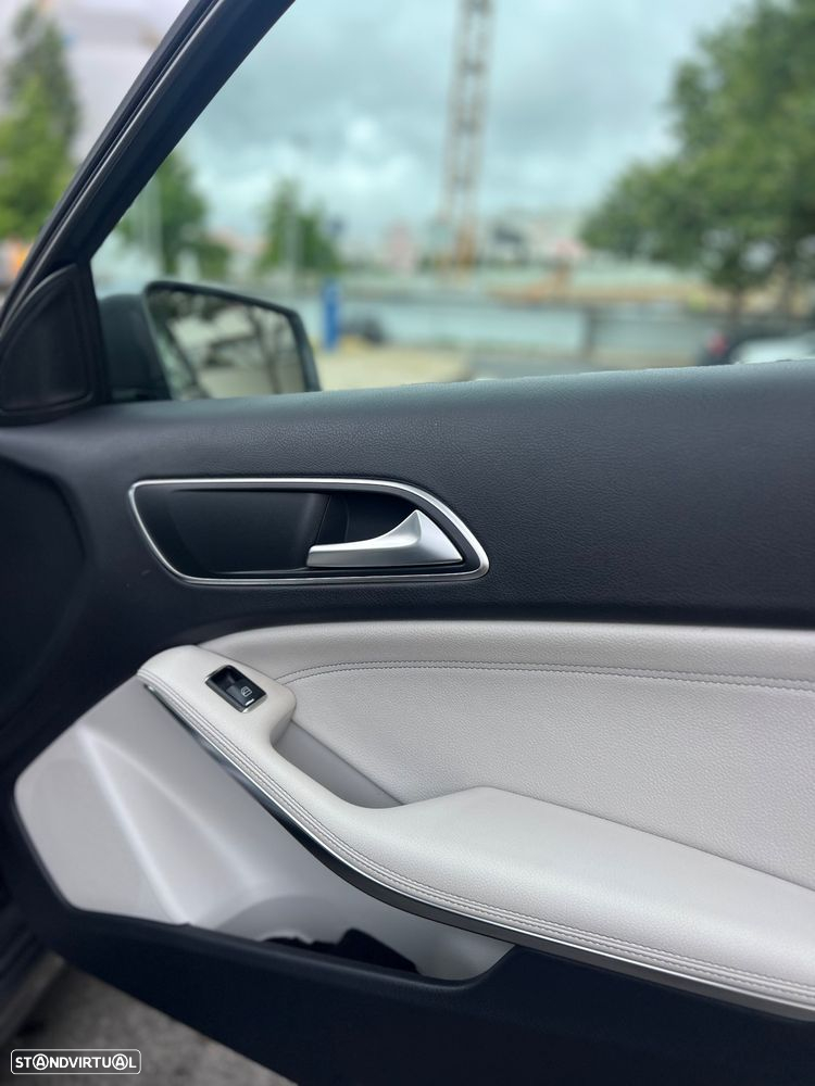 Mercedes-Benz A 180 CDi BE Edition Urban - 17