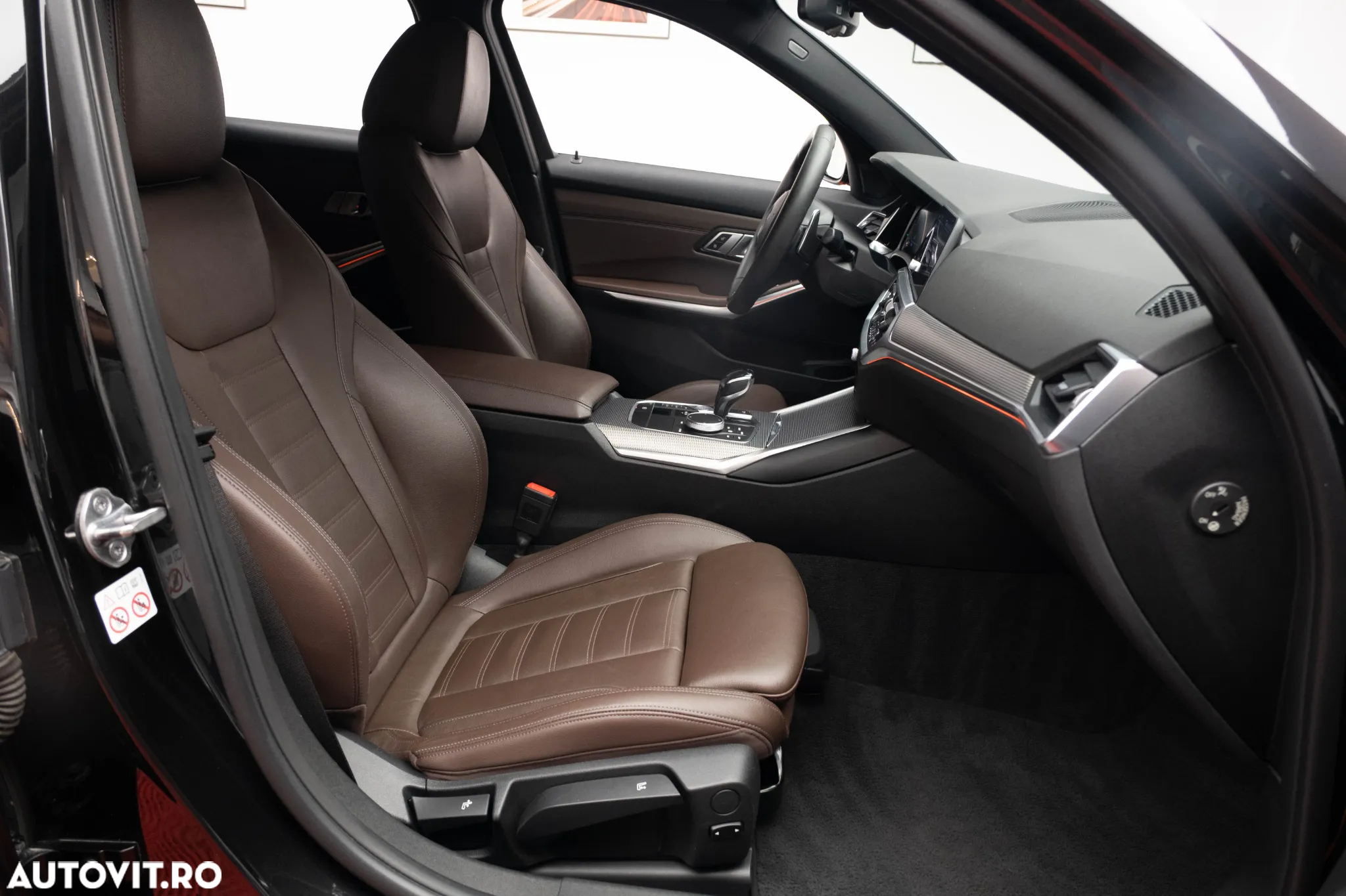 BMW Seria 3 320d xDrive AT - 24