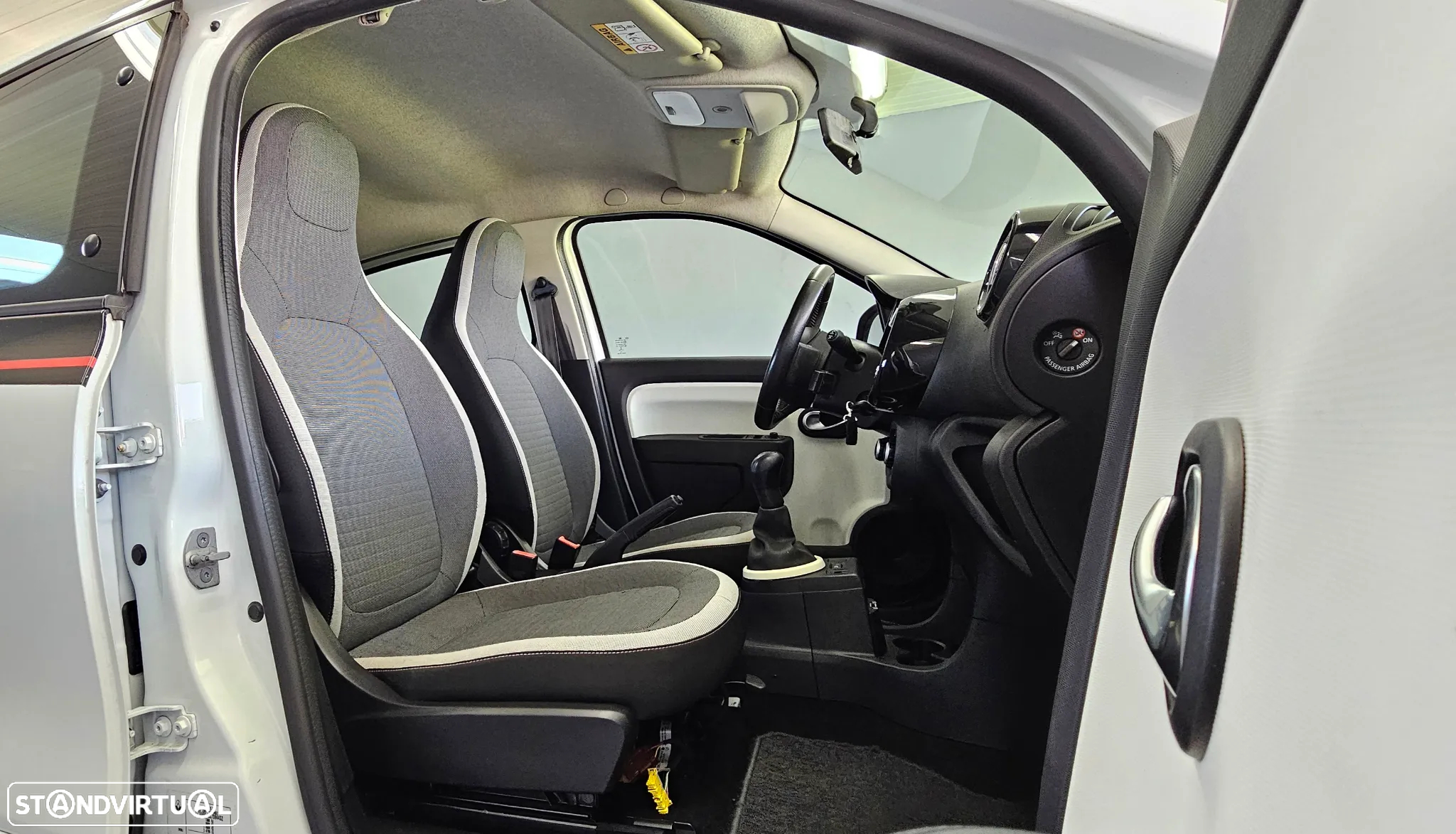 Renault Twingo 1.0 SCe Dynamique - 39