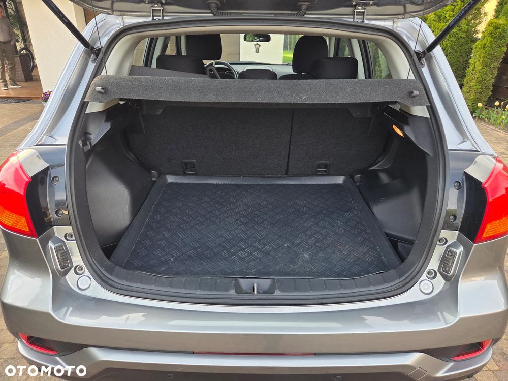 Mitsubishi ASX 1.6 Inform - 9
